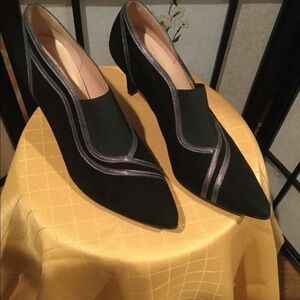 FS/NY Black Suede Heels Size 8 Medium